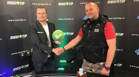 Tomáš Macek vítězí v Main Eventu MaxiTip Poker Tour